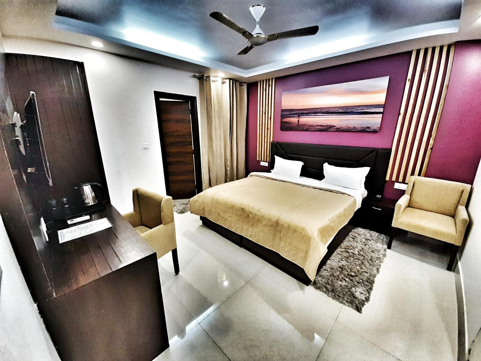 Hotel Delhi Aerocity, Nh 48 New Delhi Exterior photo
